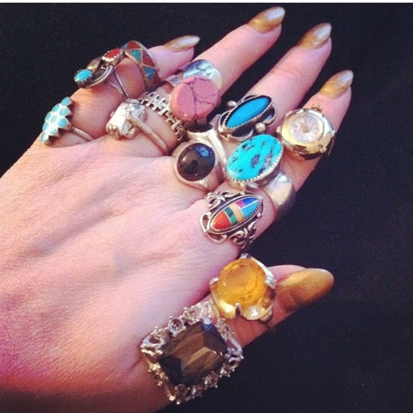 Meet your Posher, Ilsa - Picture 4 of 6